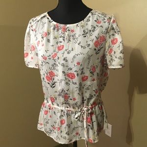 ⚡️6/$20⚡️Liz Claiborne Floral Print Top